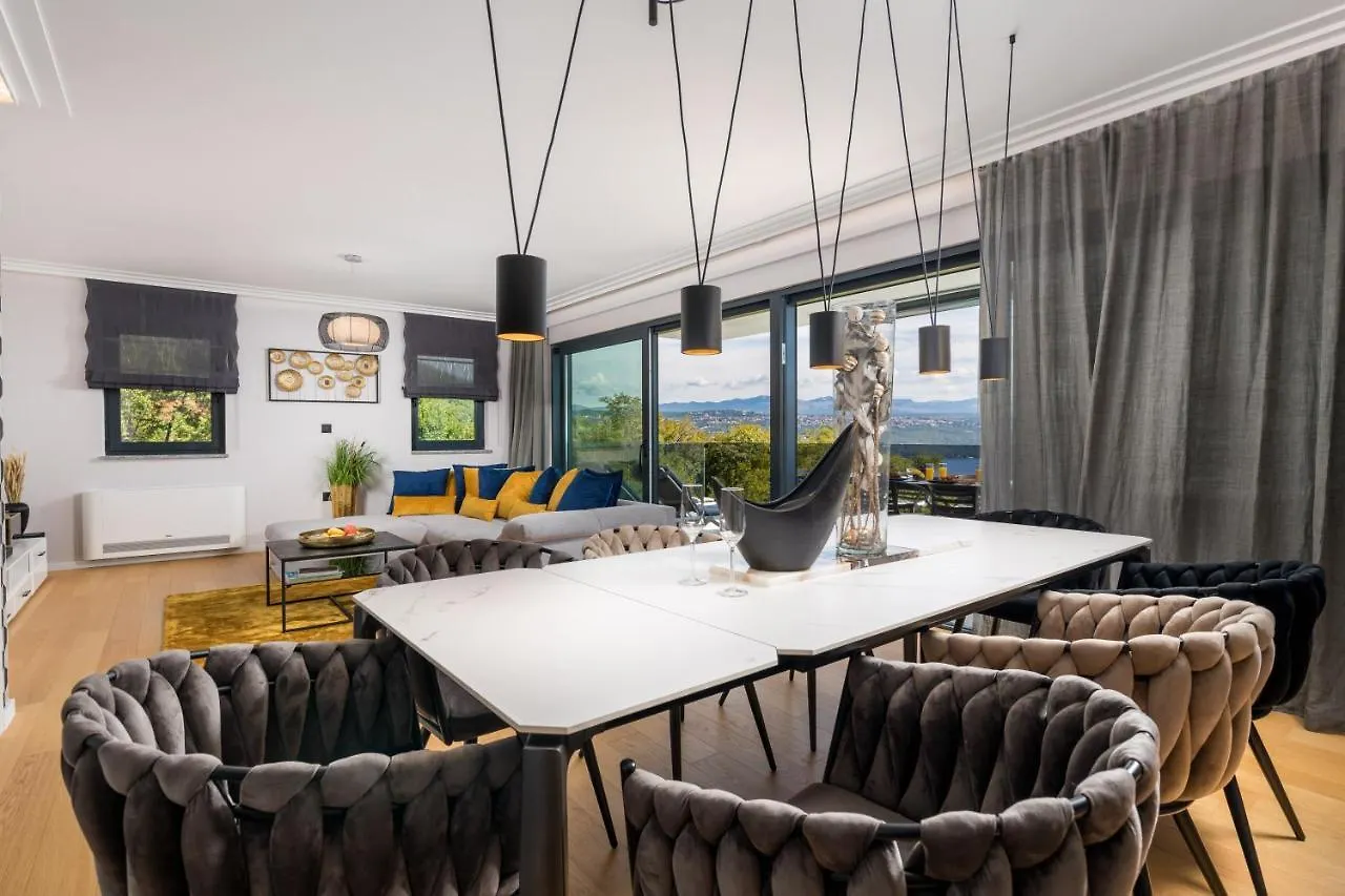 Luxury Apartment Bevlo Opatija 0*,